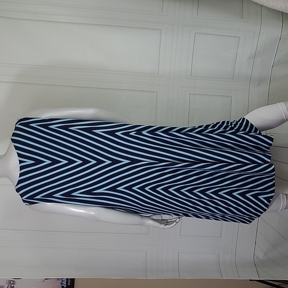 Chelsea & Theodore SZ 2X Dress Blue Chevron Stretch Summer Knee Length TINY FLAW - Picture 3 of 6